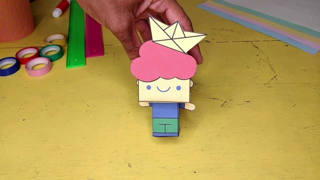 Contação de História com Paper Toy | Chamequinho Branco 🤠